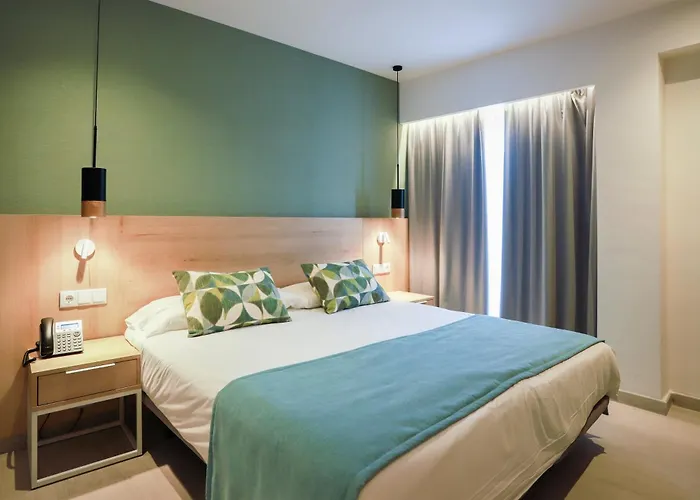 Hotel Seasun Aniram 4*