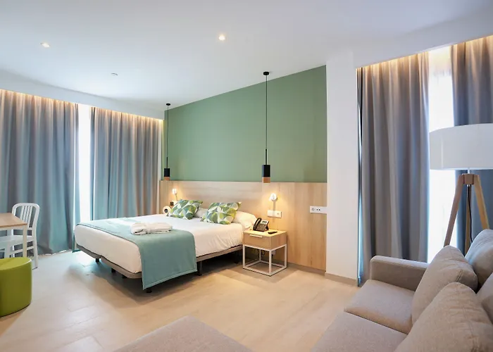 Hotell Seasun Aniram 4*